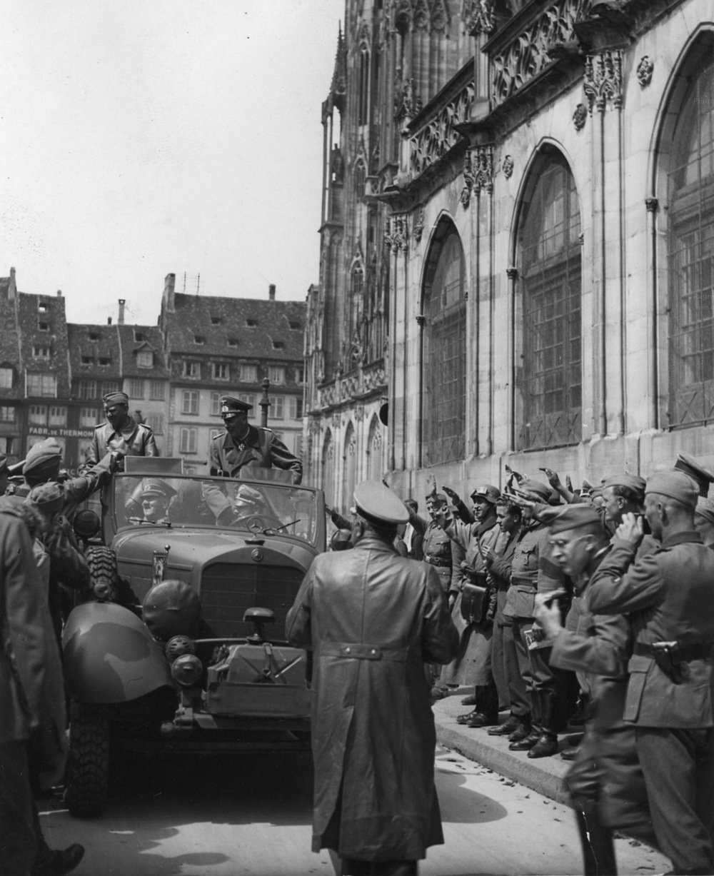 Adolf Hitler arrives at the Strasbourg cathedral to visit it